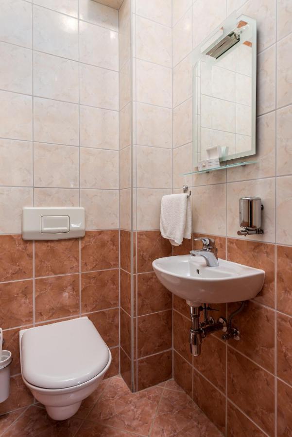 Summer Breeze Apartment With A Pool Опатия Экстерьер фото